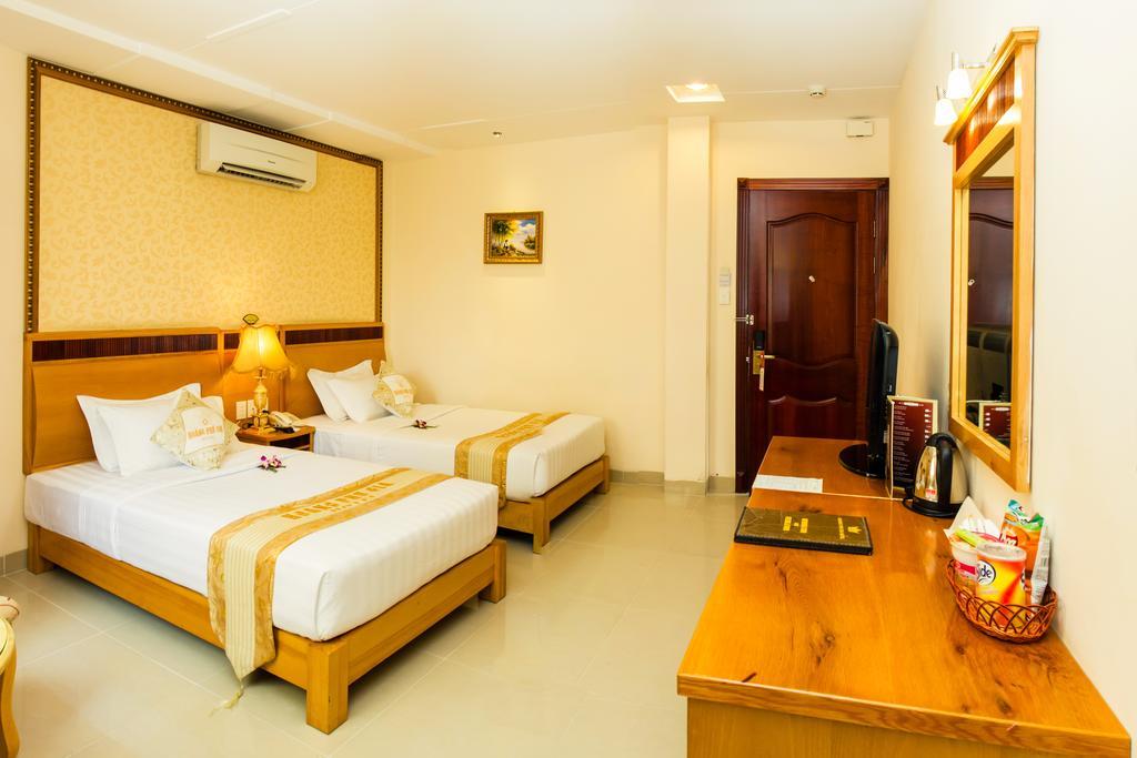 Hoang Phu Gia Hotel Хошимін Екстер'єр фото